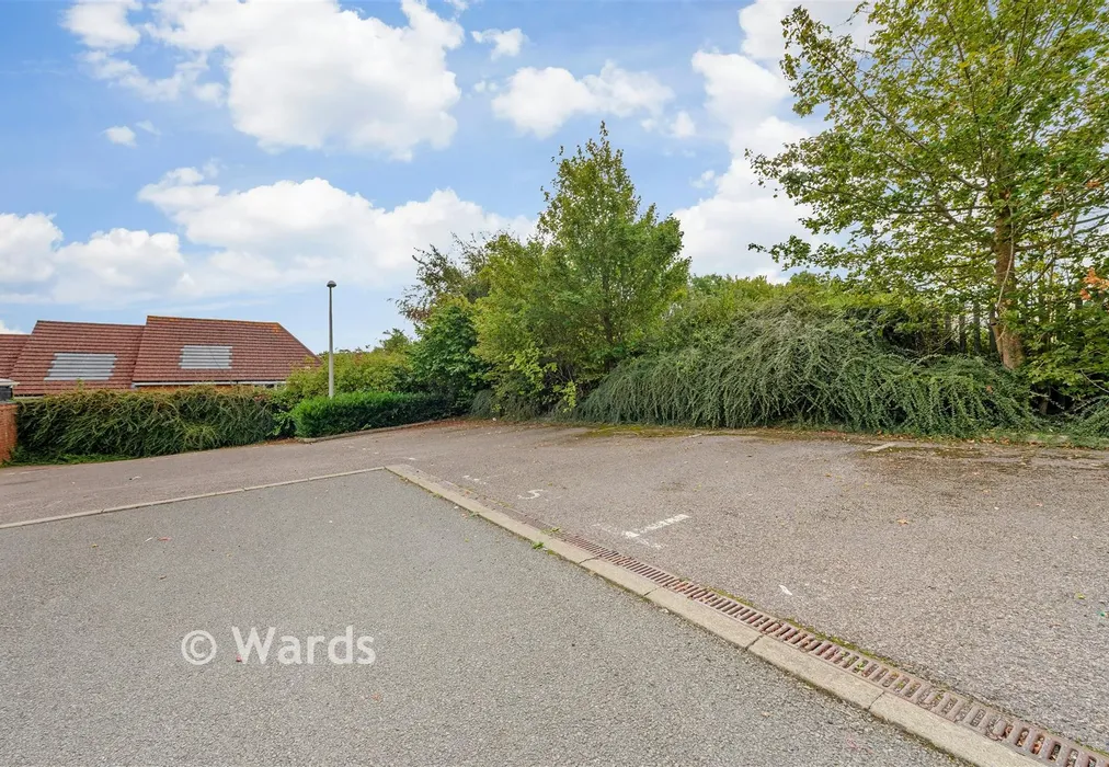 Driveway/Parking - Palm Drive, Rochester, Kent - Wards of Kent