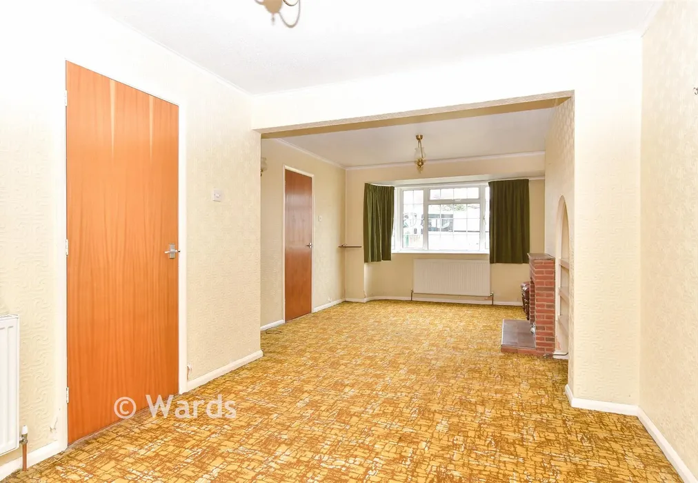 Lounge/Diner - Cypress Road, Rochester, Kent - Wards of Kent