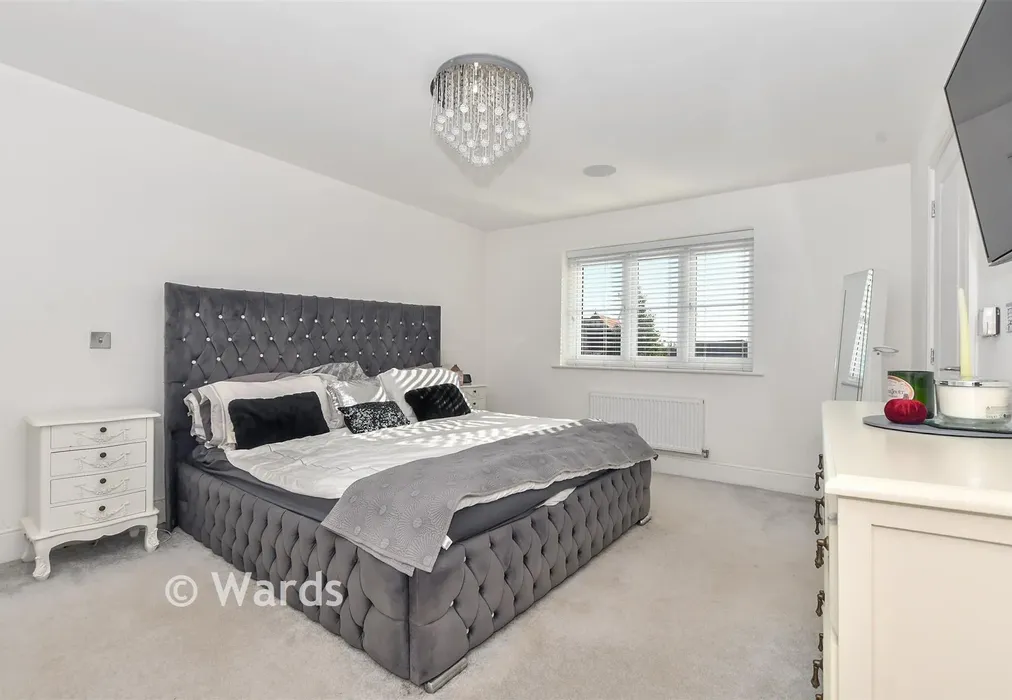 Bedroom 1 - Ketley Close, Eastchurch. Sheerness, Kent - Wards of Kent