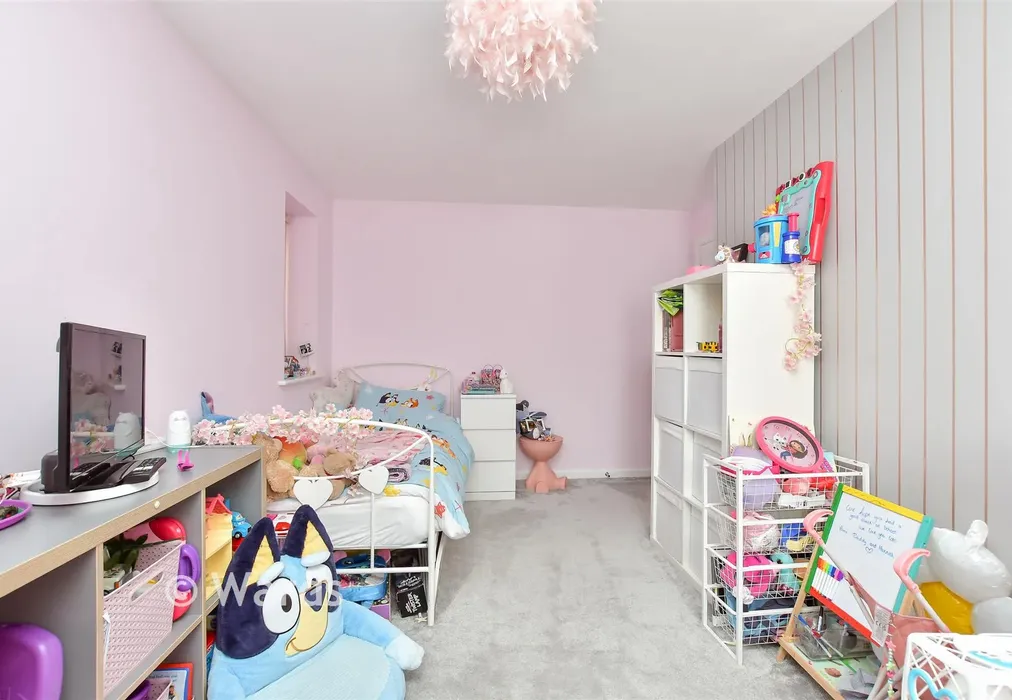 Bedroom 2 - Petunia Avenue, Minster On Sea, Sheerness, Kent - Wards of Kent