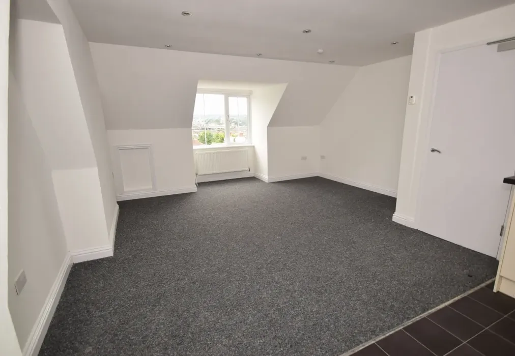 lounge - Hillside Avenue Strood ME2 - Wards of Kent