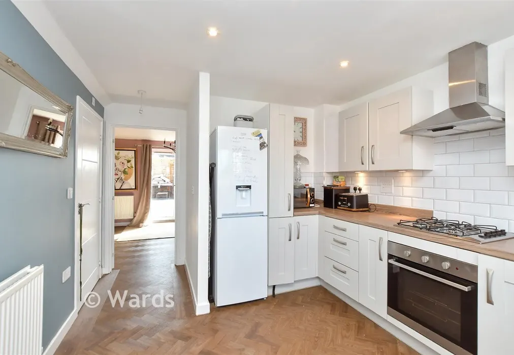 Kitchen - Beasley Close, Queenborough, Sheerness, Kent - Wards of Kent