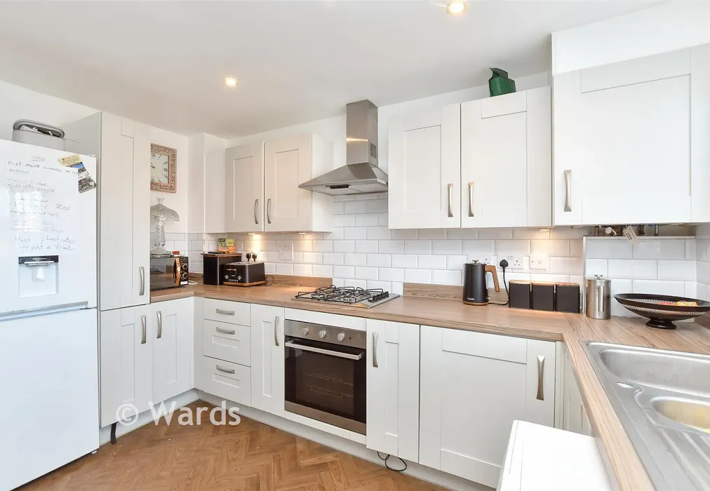 Kitchen - Beasley Close, Queenborough, Sheerness, Kent - Wards of Kent