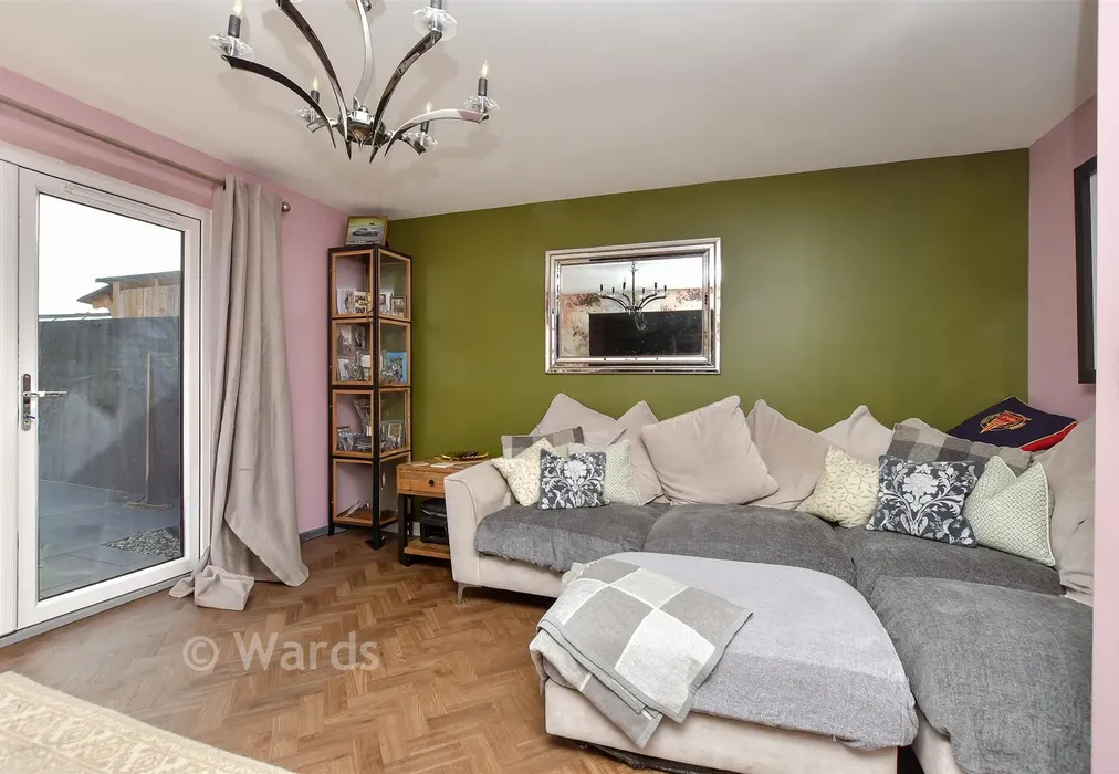 Lounge - Beasley Close, Queenborough, Sheerness, Kent - Wards of Kent