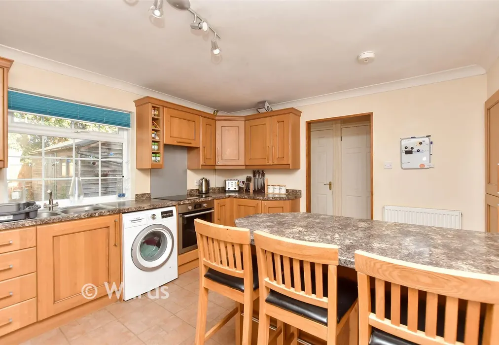 Kitchen/Breakfast Room - Goldfinch Close, Faversham, Kent - Wards of Kent