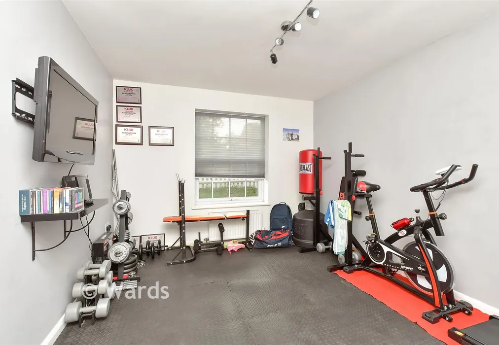 Family Room - Goldfinch Close, Faversham, Kent - Wards of Kent