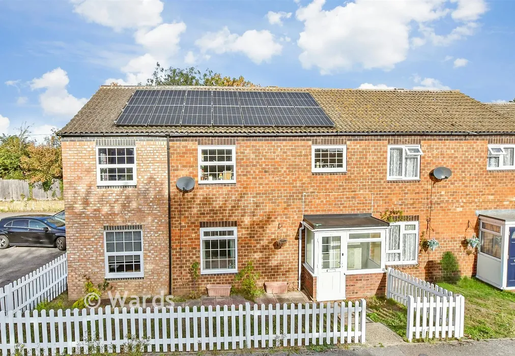 External (Web) - Goldfinch Close, Faversham, Kent - Wards of Kent