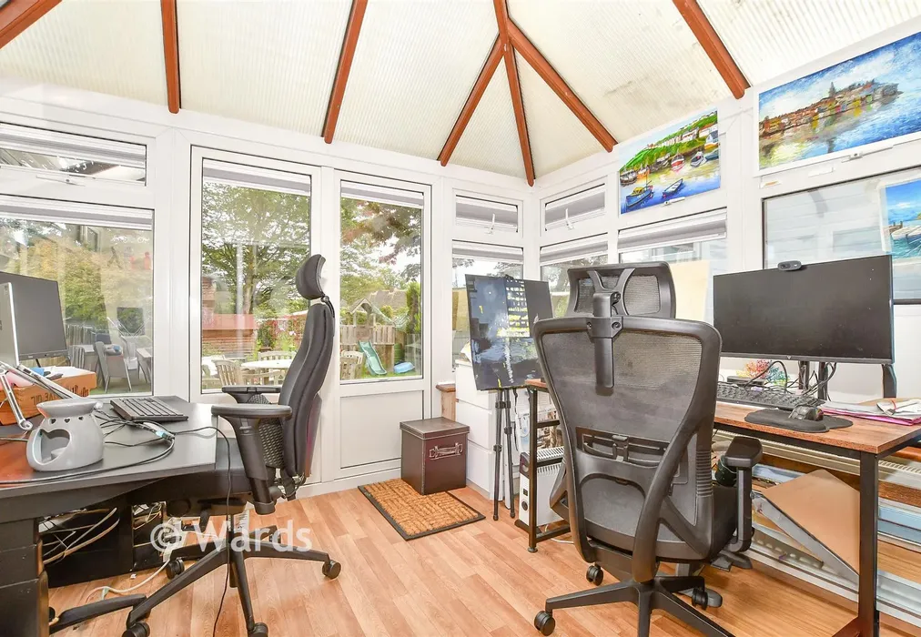 Conservatory - Norton Crescent, Tonbridge, Kent - Wards of Kent