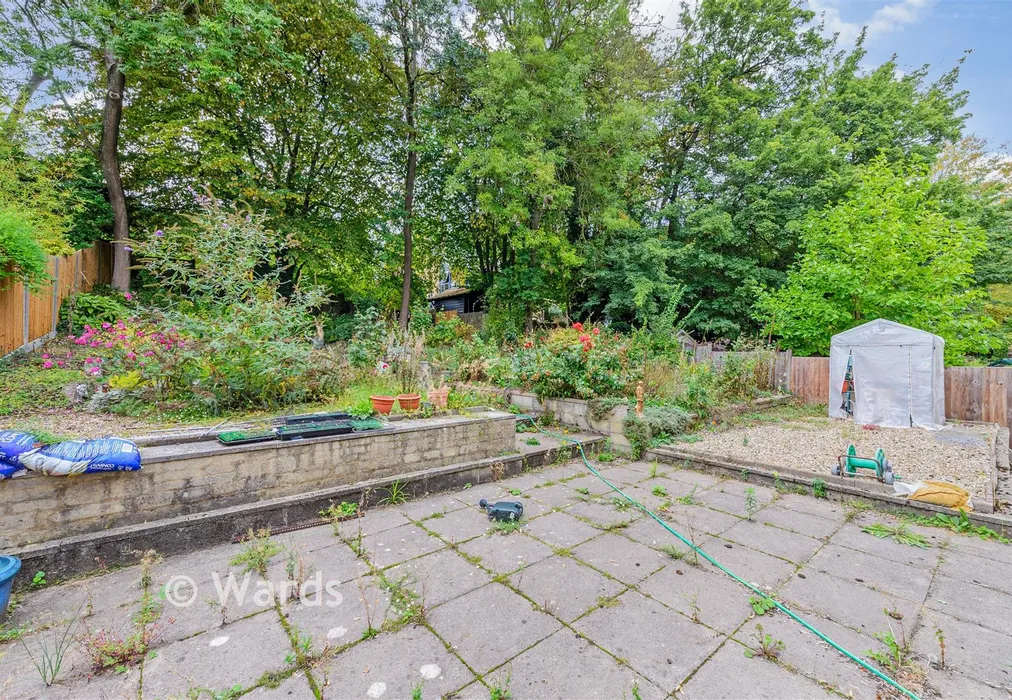 Rear Garden - Redhill Wood, New Ash Green, Kent - Wards of Kent