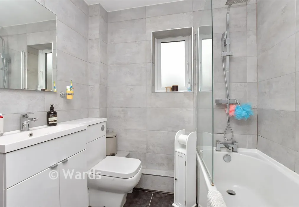 Bathroom - Nightingale Close, Rainham, Gillingham, Kent - Wards of Kent
