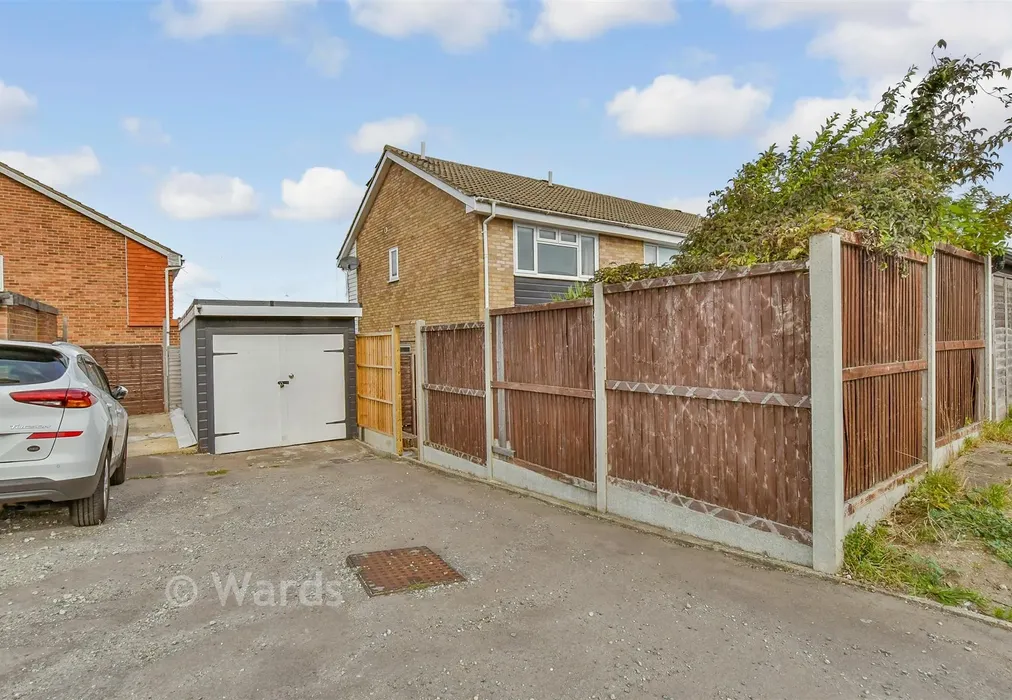 Driveway/Parking - Nightingale Close, Rainham, Gillingham, Kent - Wards of Kent