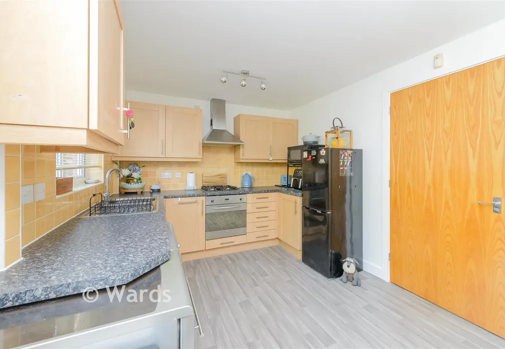 Kitchen/Diner - Maritime Gate, Gravesend, Kent - Wards of Kent