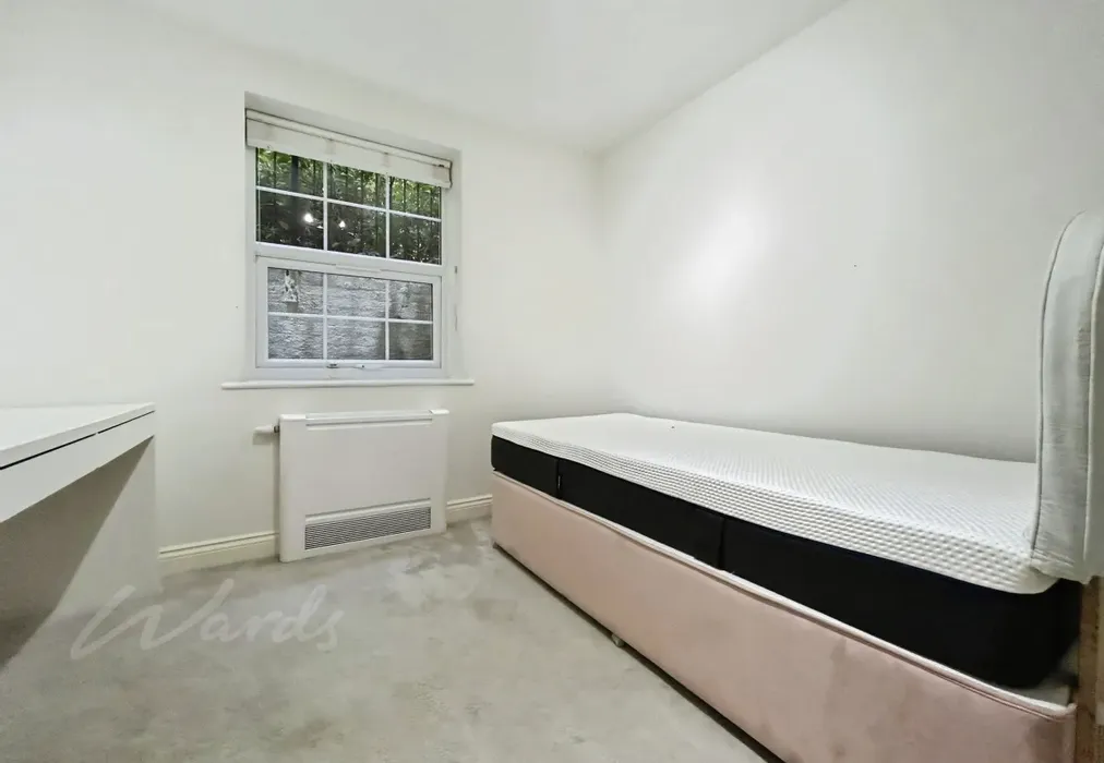 Bed 2 - Speldhurst Road Tunbridge Wells TN4 - Wards of Kent