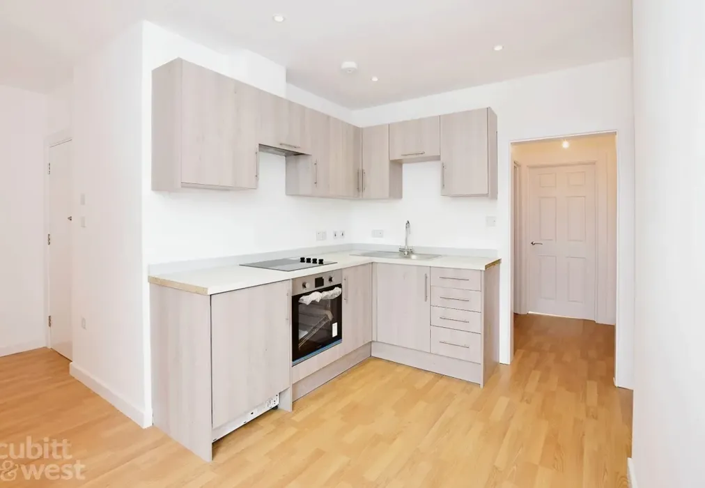 Kitchen - Farningham Road, Crowborough, TN6 - Wards of Kent