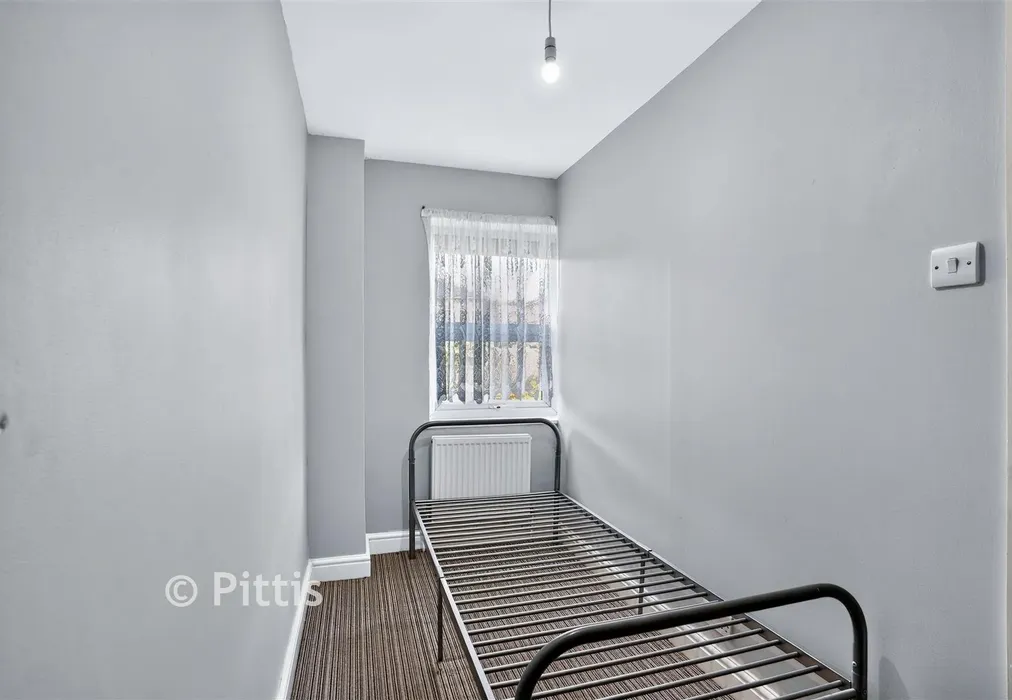 Bedroom 2 - High Street, Brading, Sandown, Isle of Wight - Wards of Kent