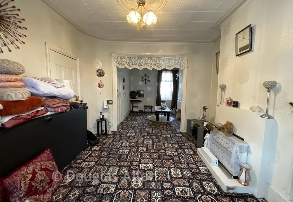 Lounge - Halley Road, London - Wards of Kent
