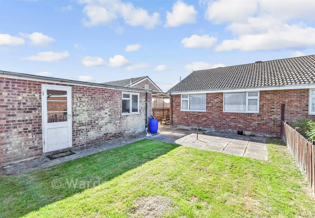 Rear Garden - Elm Road, St Mary's Bay, Romney Marsh, Kent - Wards of Kent