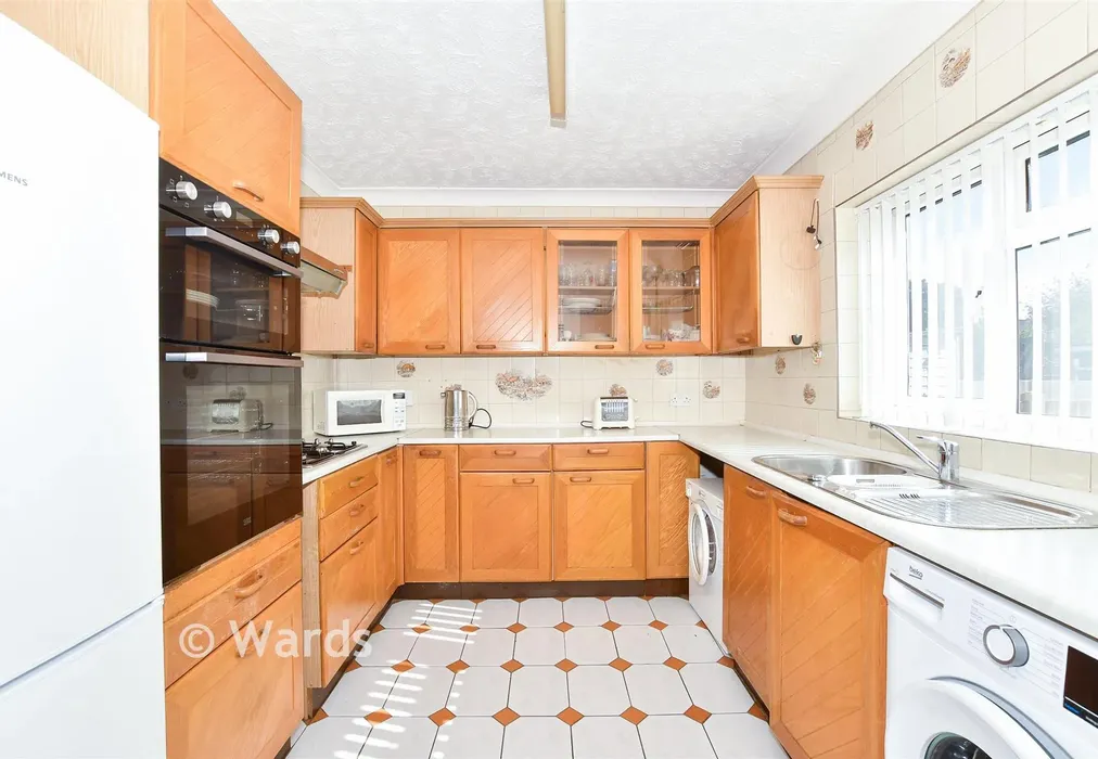 Kitchen - Calder Road, Maidstone, Kent - Wards of Kent