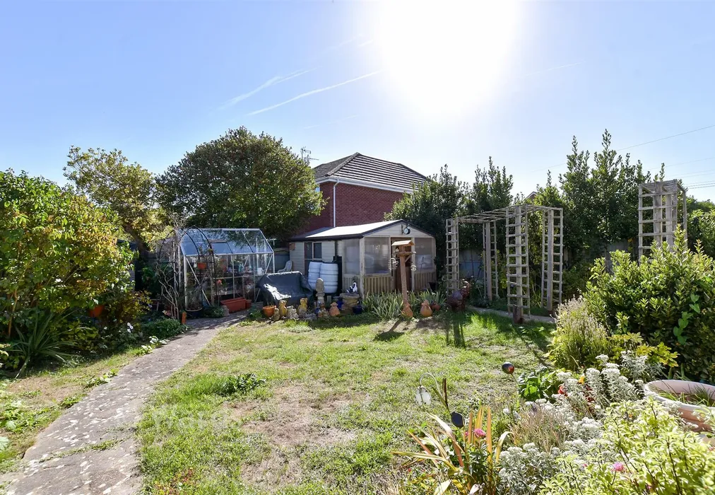 Rear Garden - The Rise, Kingsdown, Deal, Kent - Wards of Kent