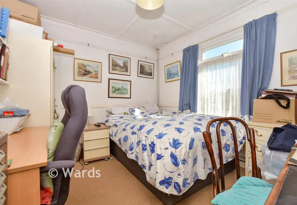 Bedroom 2 - The Rise, Kingsdown, Deal, Kent - Wards of Kent