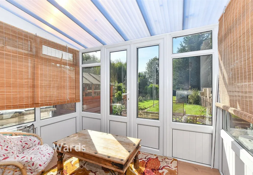 Conservatory - Glebe Way, Kennington, Ashford, Kent - Wards of Kent