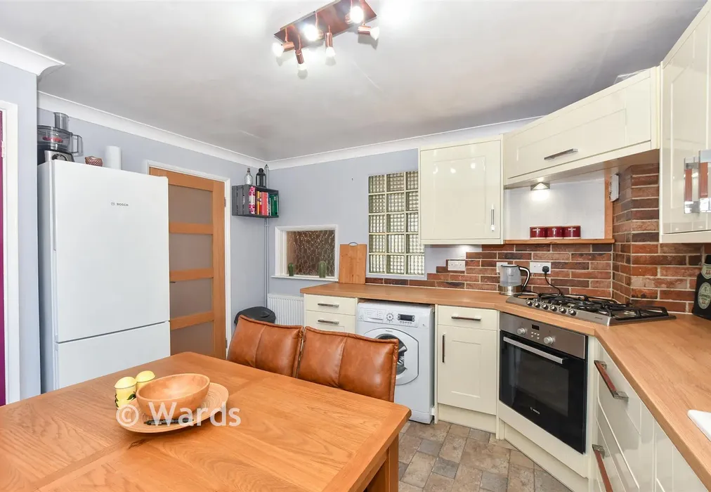 Kitchen/Diner - Glebe Way, Kennington, Ashford, Kent - Wards of Kent