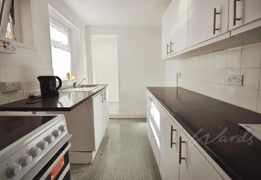 portland kitchen - Portland Street Chatham ME4 - Wards of Kent