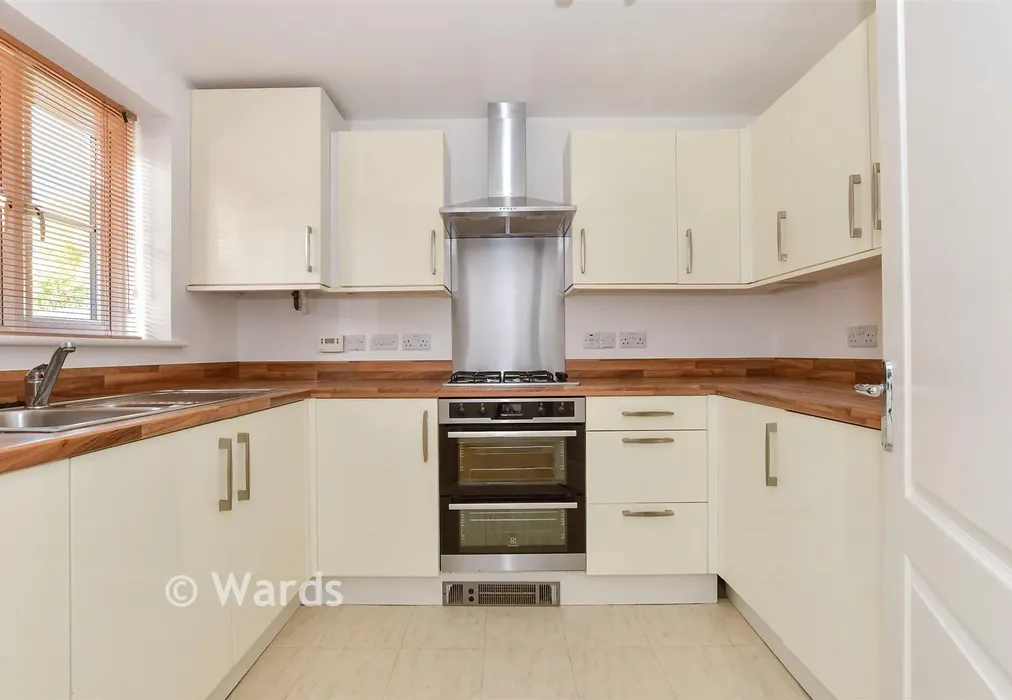 Kitchen - Scholars Close, Deal, Kent - Wards of Kent