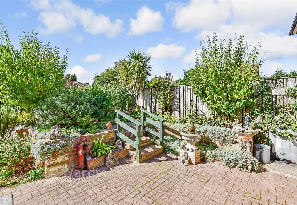 Bedroom 3 - Frythe Close, Cranbrook, Kent - Wards of Kent