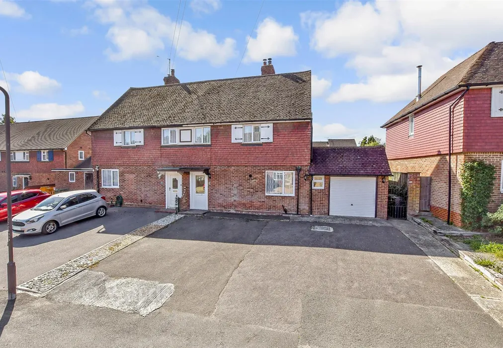 External (Web) - Frythe Close, Cranbrook, Kent - Wards of Kent