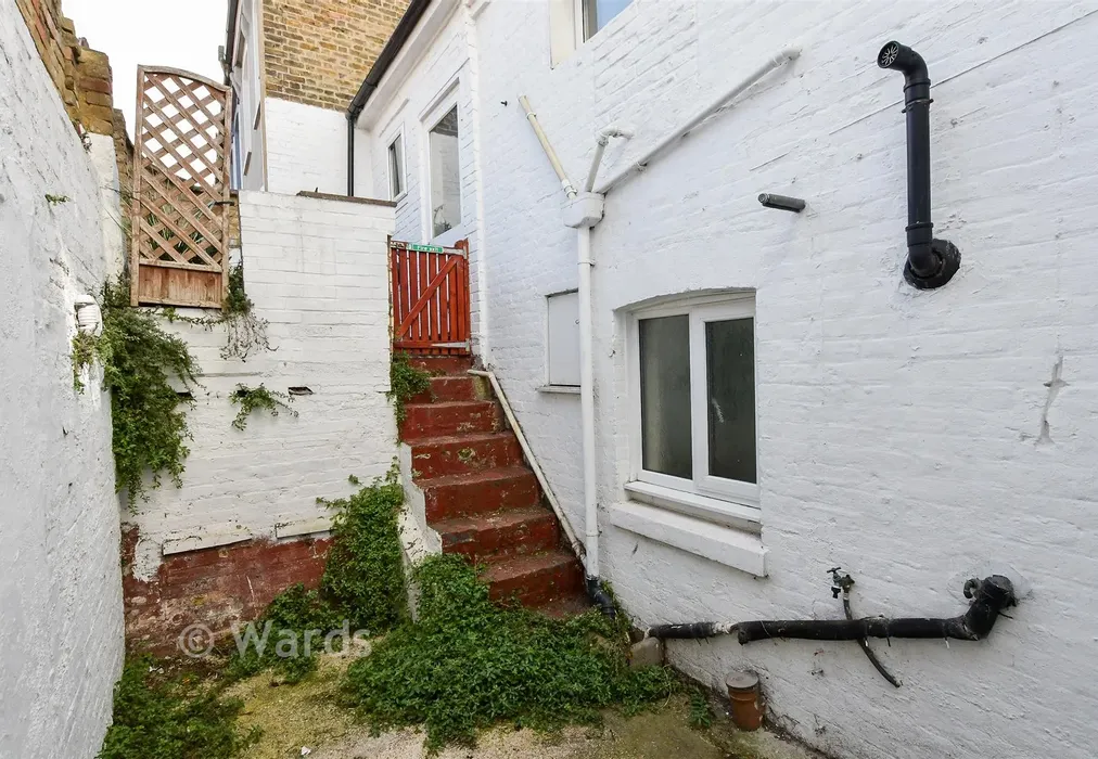 Rear Garden - Clifton Gardens, Margate, Kent - Wards of Kent