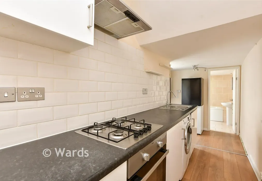 Kitchen - Clifton Gardens, Margate, Kent - Wards of Kent