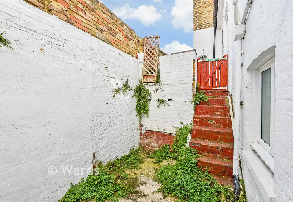 Rear Garden - Clifton Gardens, Margate, Kent - Wards of Kent
