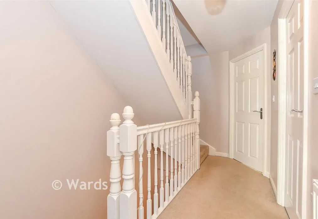 Landing - Poppy Mead, Ashford, Kent - Wards of Kent