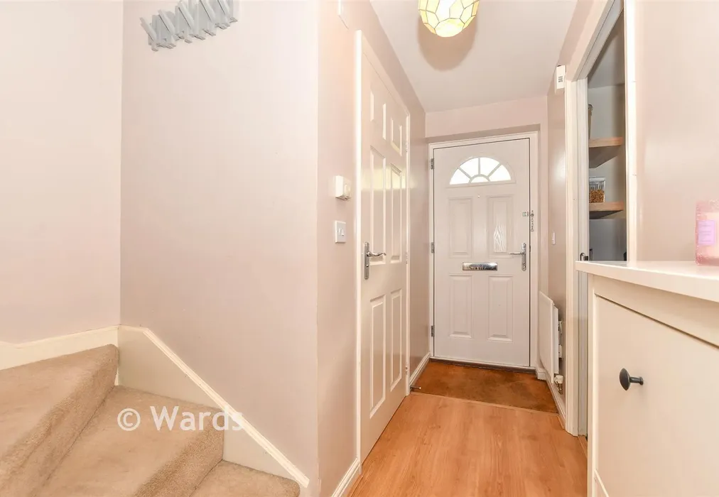Entrance Hall - Poppy Mead, Ashford, Kent - Wards of Kent