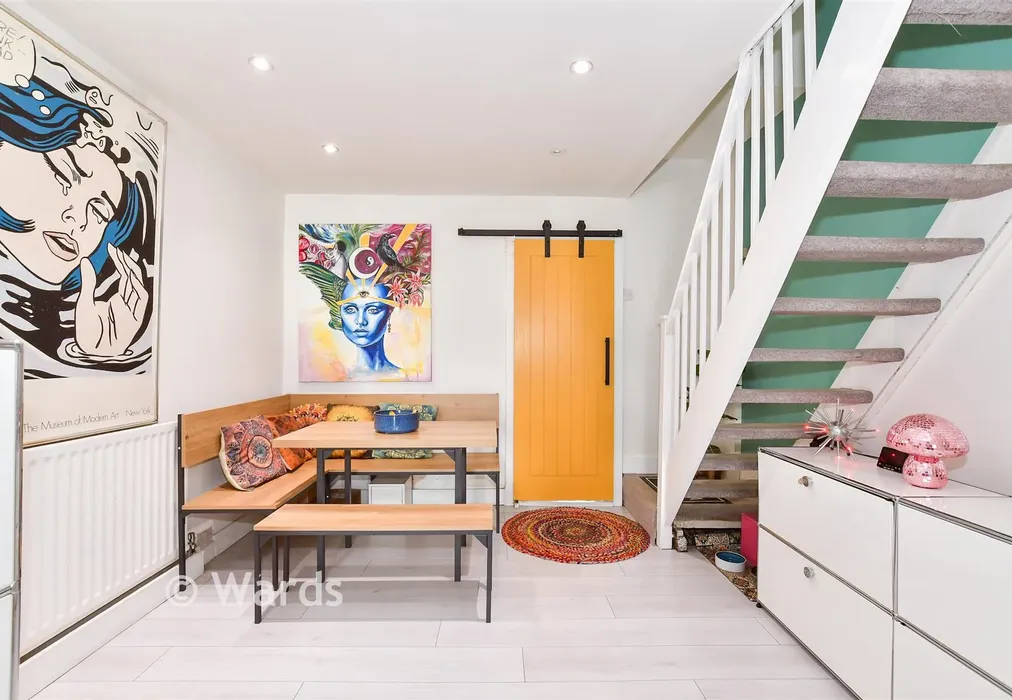Dining Area - Bow Terrace, Wateringbury, Maidstone, Kent - Wards of Kent