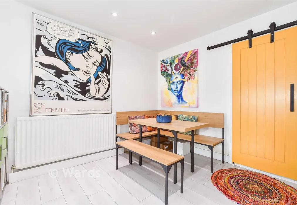 Dining Area - Bow Terrace, Wateringbury, Maidstone, Kent - Wards of Kent