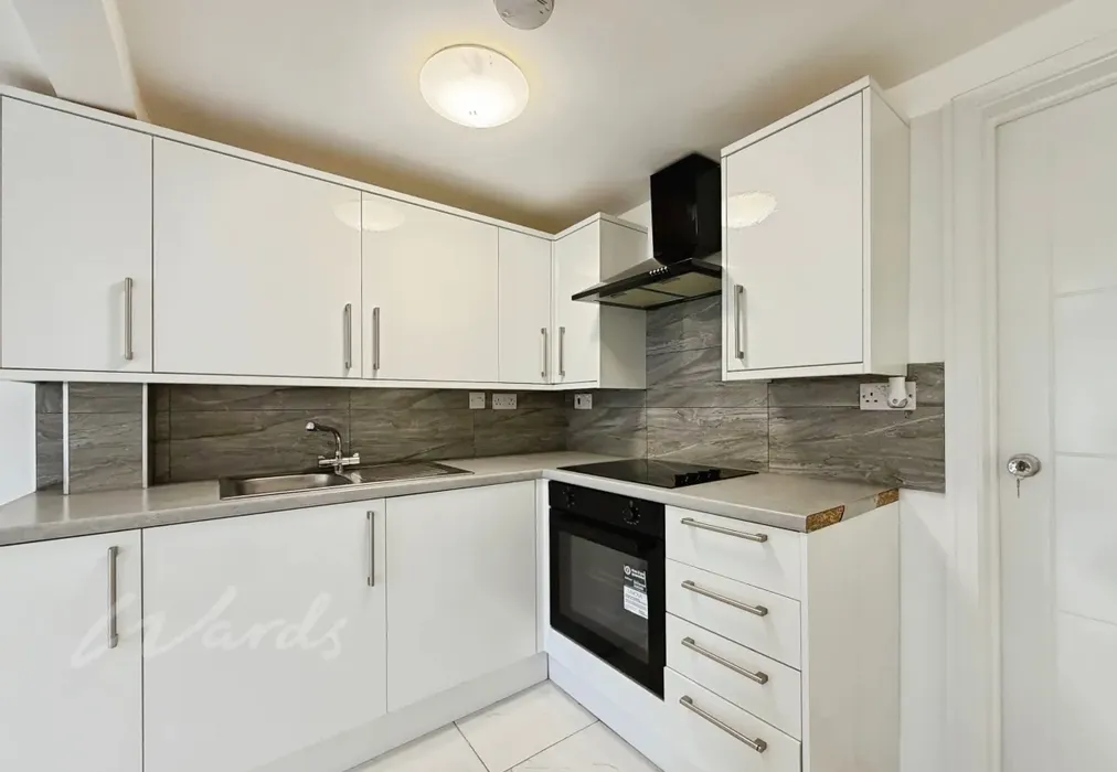 Kitchen - Cobham Terrace Bean Road DA9 - Wards of Kent