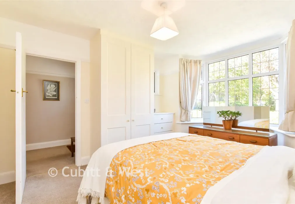 Bedroom 1 - Pevensey Road, Worthing, West Sussex - Wards of Kent