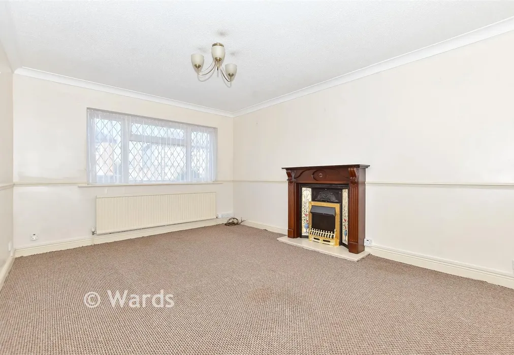 Lounge - St. John's Road, New Romney, Kent - Wards of Kent