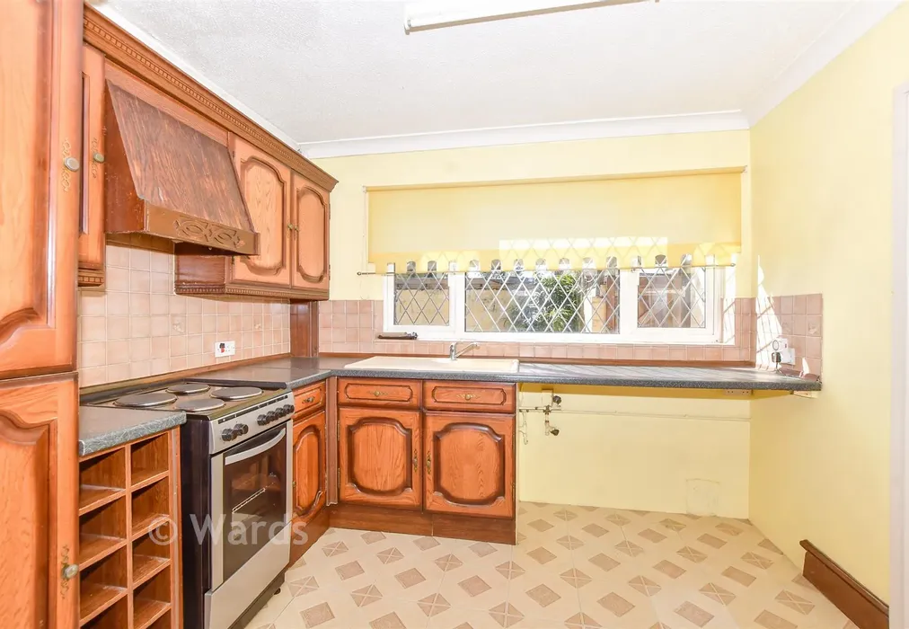 Kitchen/ Diner - St. John's Road, New Romney, Kent - Wards of Kent