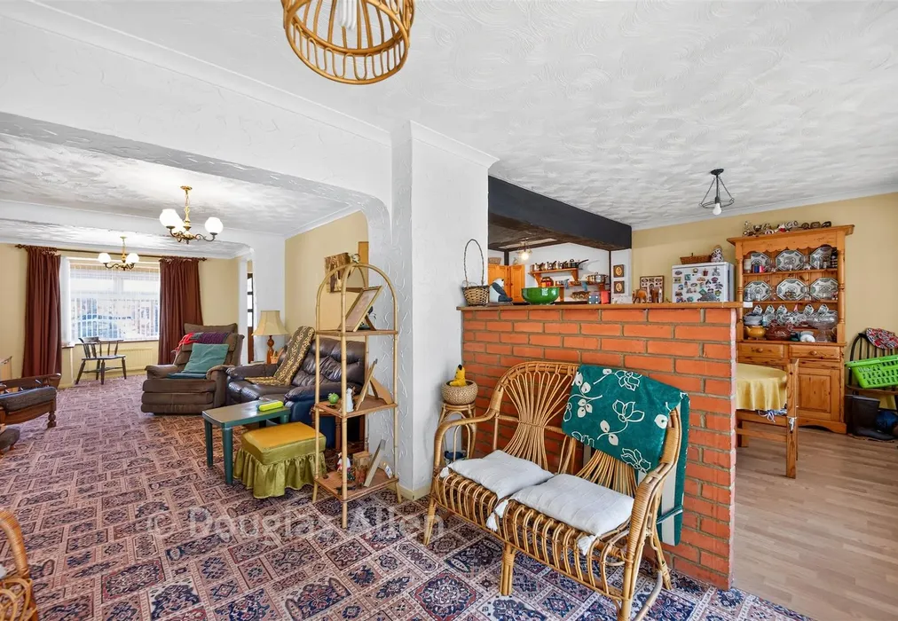 Lounge - Charles Road, Dagenham, Essex - Wards of Kent