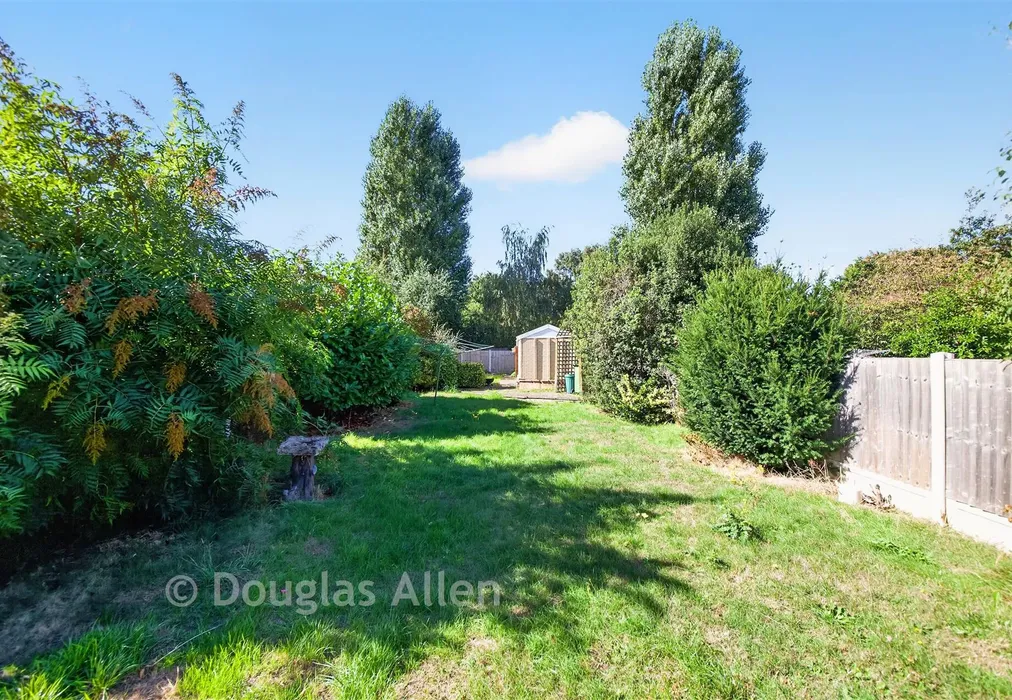 Rear Garden - Charles Road, Dagenham, Essex - Wards of Kent