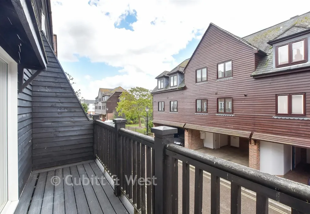Balcony - Nineveh Shipyard, Arundel, West Sussex - Wards of Kent