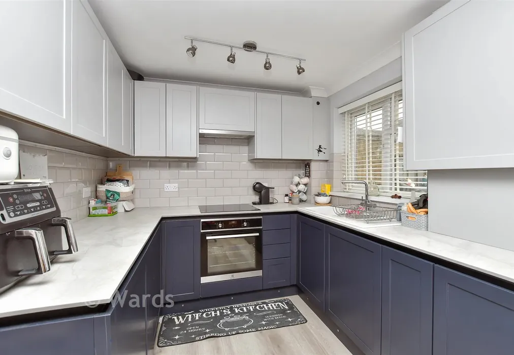 Kitchen/Diner - Clandon Road, Lords Wood, Chatham, Kent - Wards of Kent