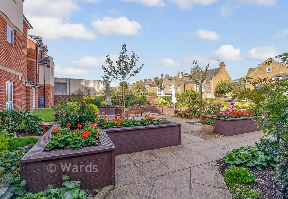 Rear Garden - Richmond Street, Herne Bay, Kent - Wards of Kent