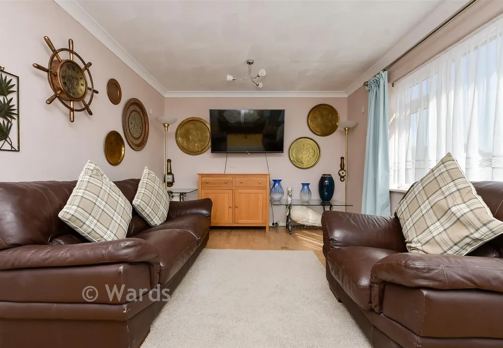 Lounge/Diner - Marshall Crescent, Broadstairs, Kent - Wards of Kent