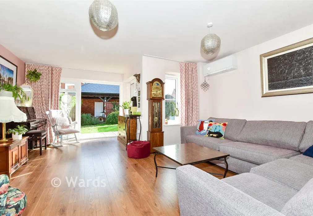 Lounge - Greystone Square, Wouldham, Rochester, Kent - Wards of Kent