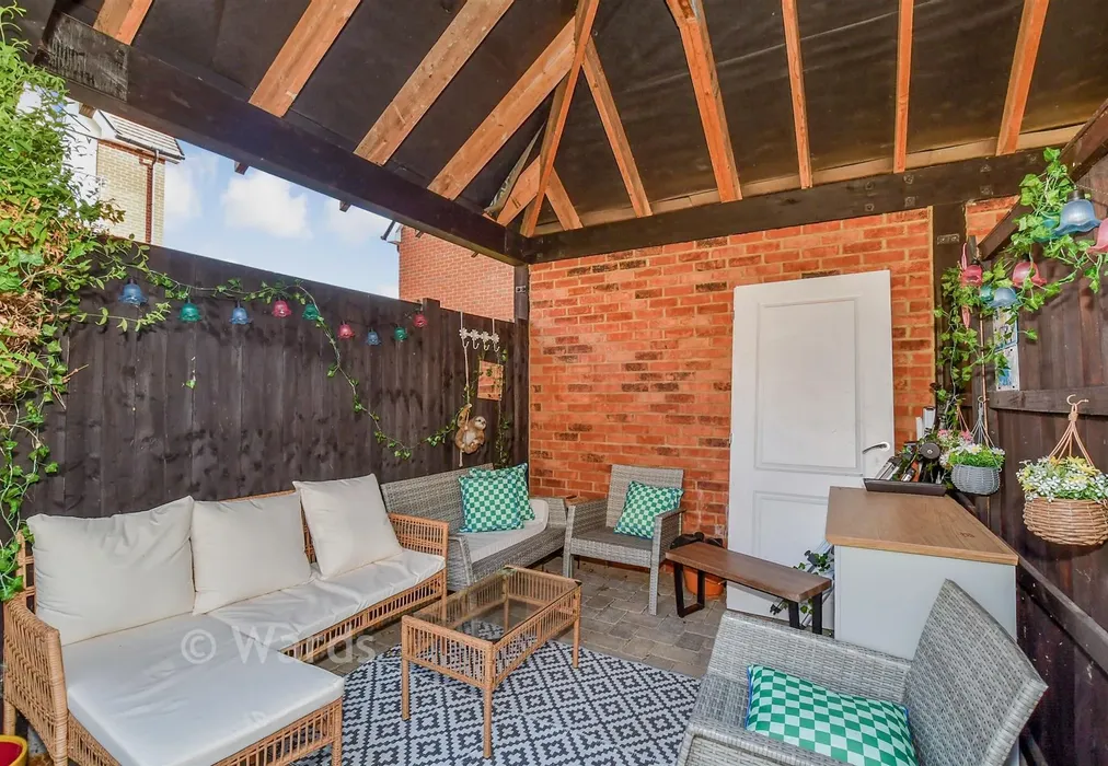 Rear Garden - Greystone Square, Wouldham, Rochester, Kent - Wards of Kent