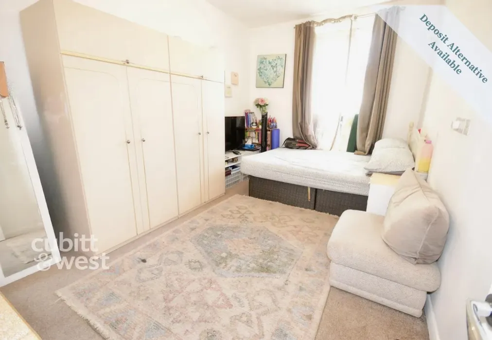Bedroom - Broadwalk Crawley RH10 - Wards of Kent